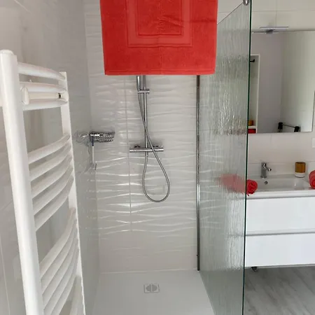 D'hotes Chez Marie Pierre בית אירוח *